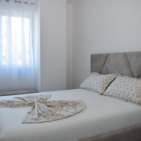 Best Summer Apartment Голем Экстерьер фото