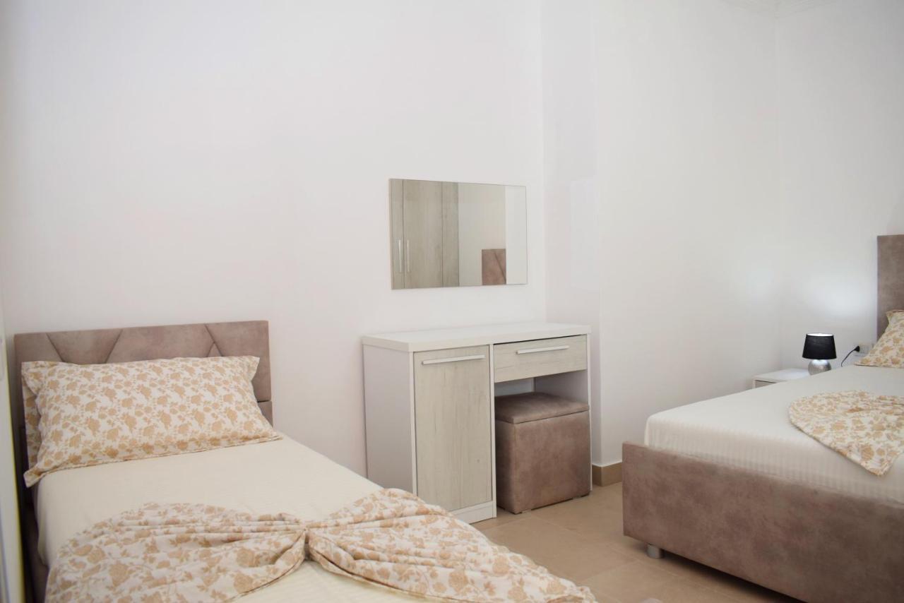 Best Summer Apartment Голем Экстерьер фото