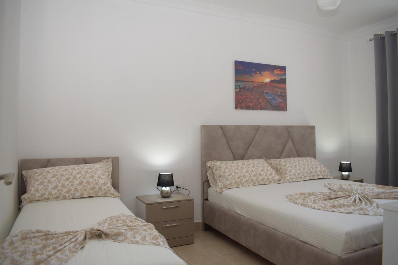 Best Summer Apartment Голем Экстерьер фото