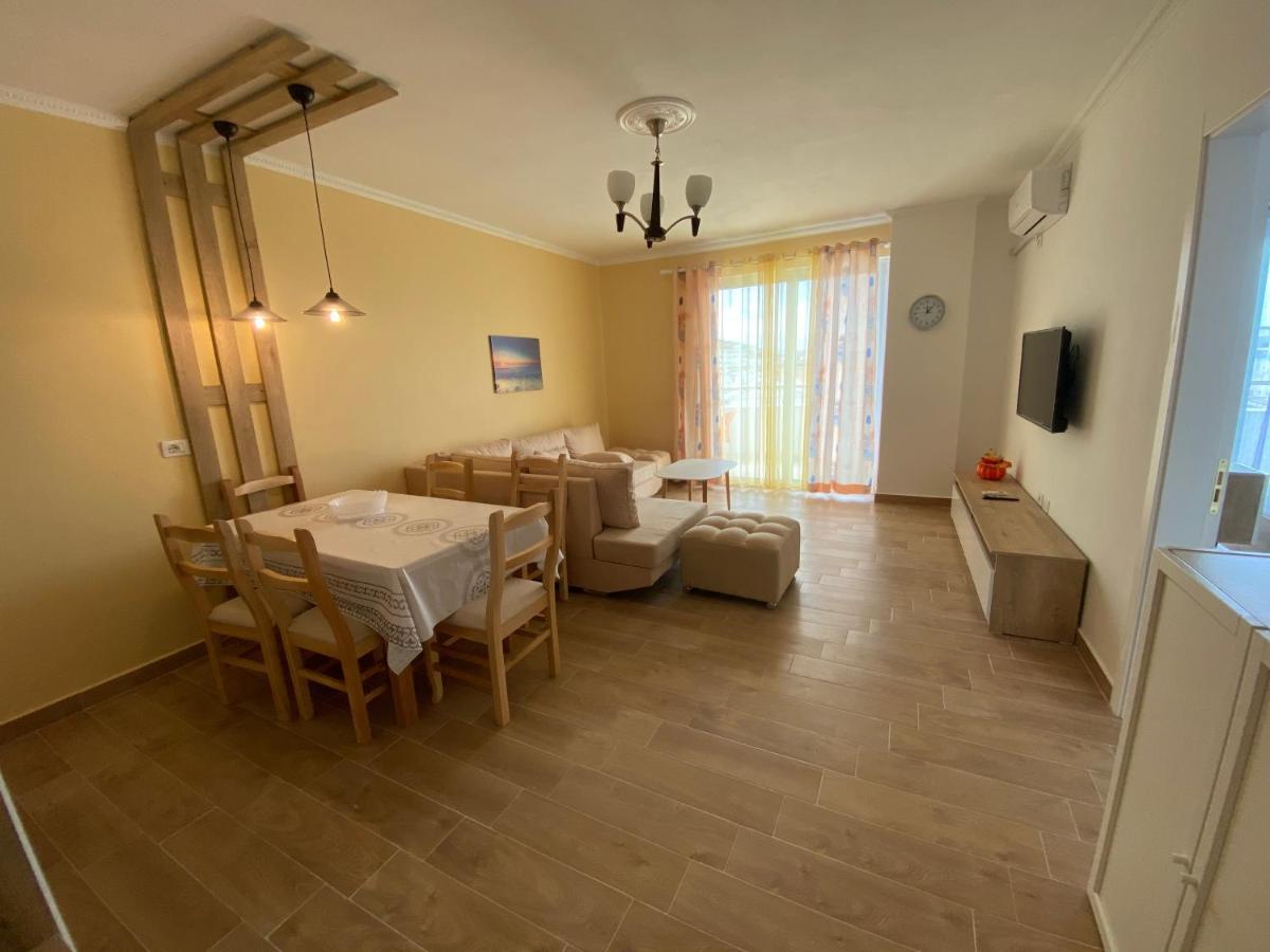 Best Summer Apartment Голем Экстерьер фото