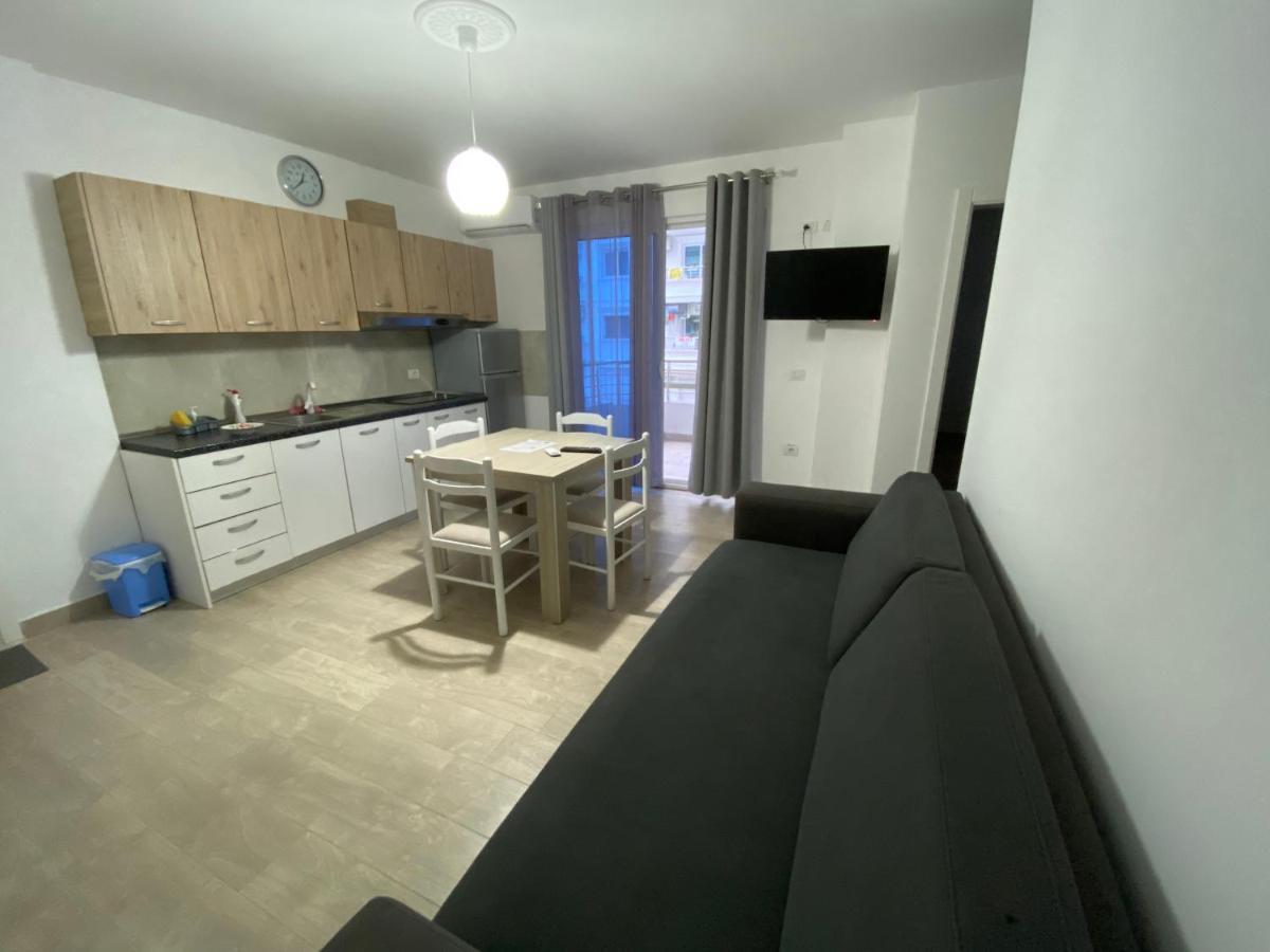 Best Summer Apartment Голем Экстерьер фото