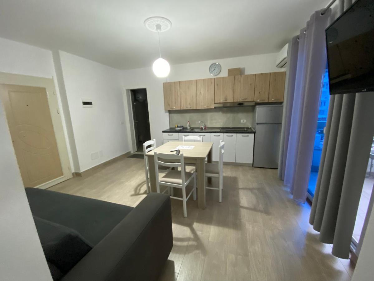 Best Summer Apartment Голем Экстерьер фото